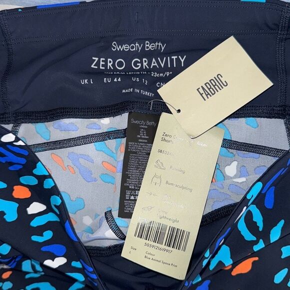 Sweaty Betty Power 9" Biker Shorts in Blue Animal Space Print Size 10 - Picture 6 of 8